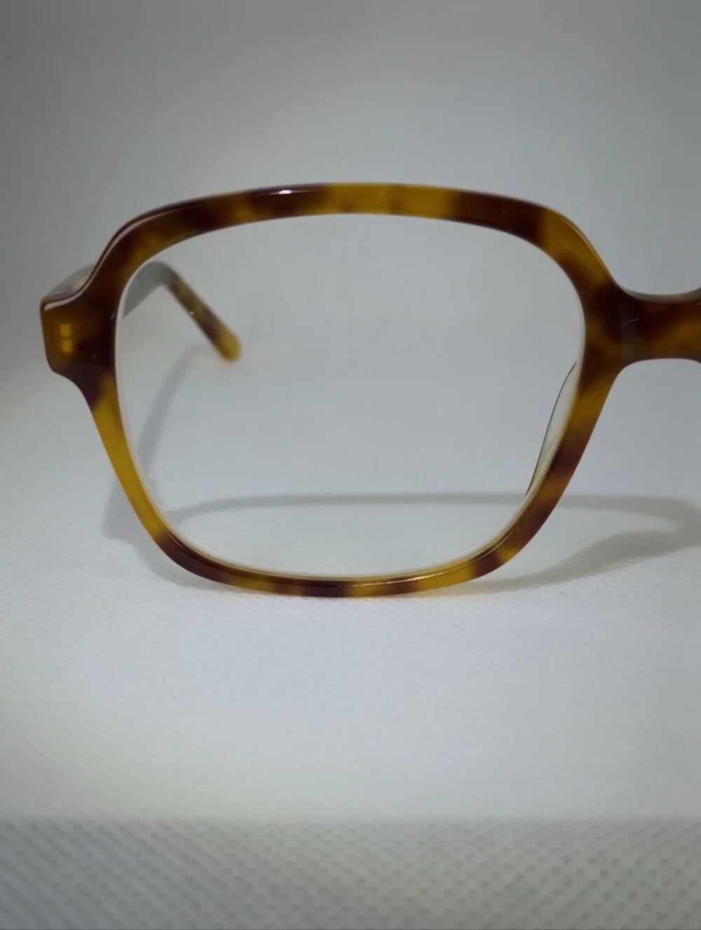 Tompkins. Tortoiseshell Square Fashion Glasses. European Style.
